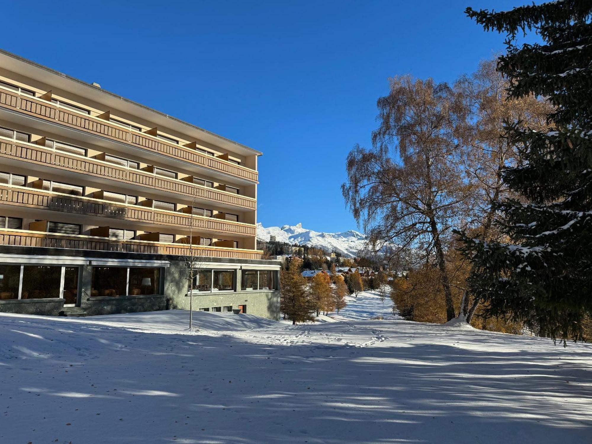 Hotel Belmont Кран-Монтана Экстерьер фото