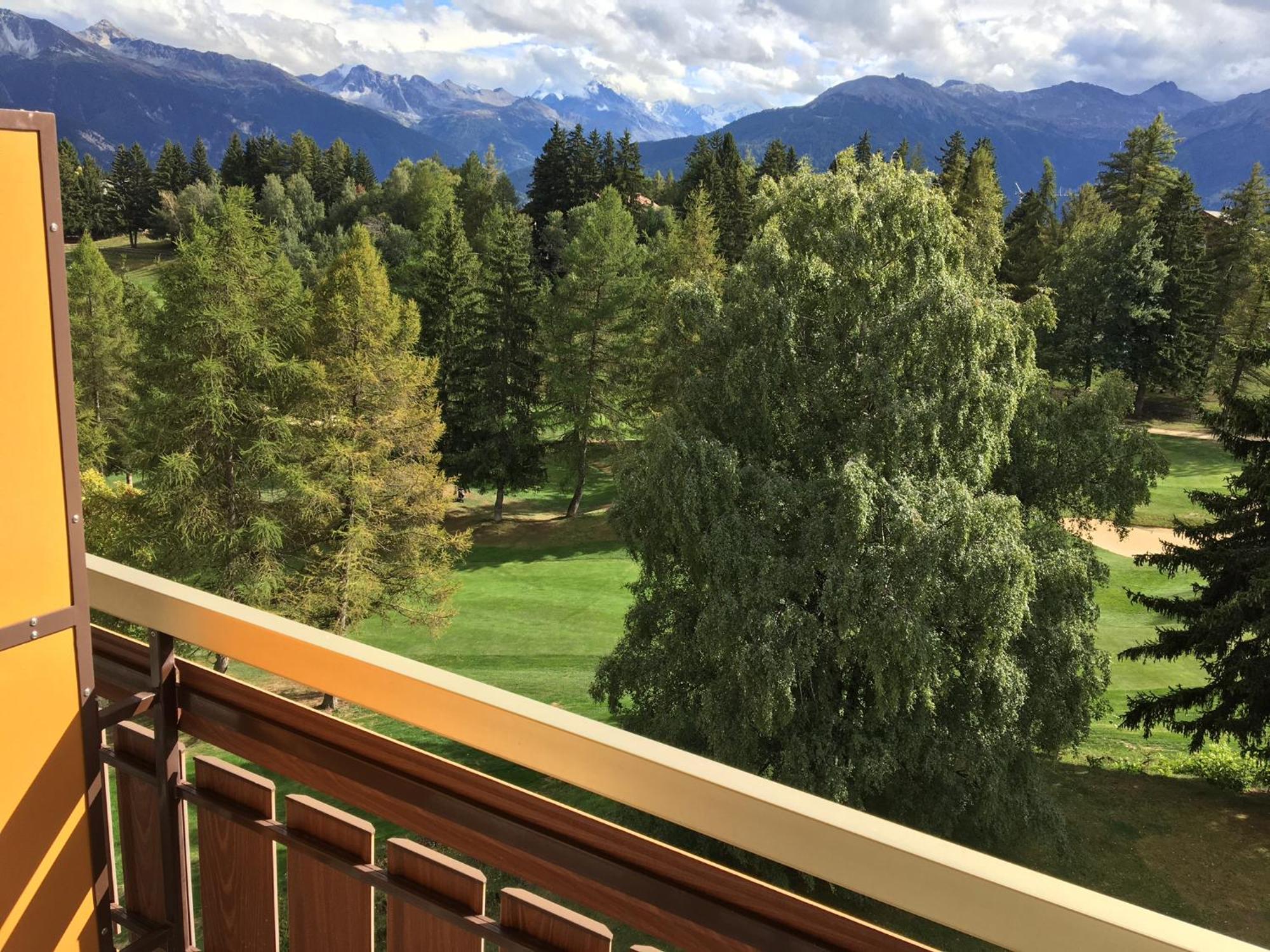 Hotel Belmont Кран-Монтана Экстерьер фото